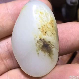 新疆和田玉羊脂白玉籽料貔貅 苏工 黑皮,二手市场
